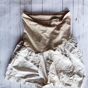 Motherhood maternity size medium khaki shirts